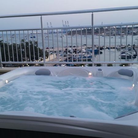Seagull Penthouse Marsaxlokk Apartment ภายนอก รูปภาพ